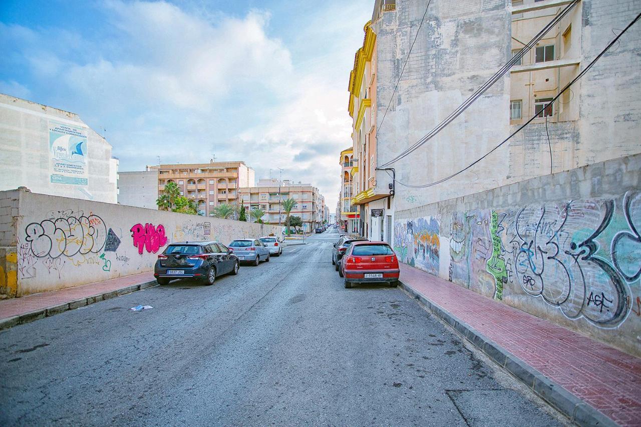 125 City Beach - Alicante Holiday Torrevieja Bagian luar foto