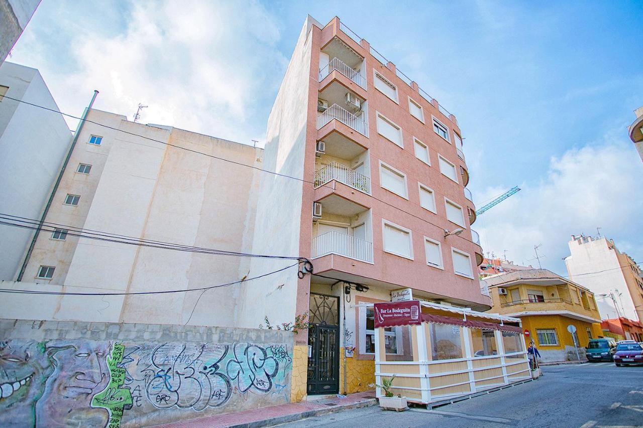 125 City Beach - Alicante Holiday Torrevieja Bagian luar foto