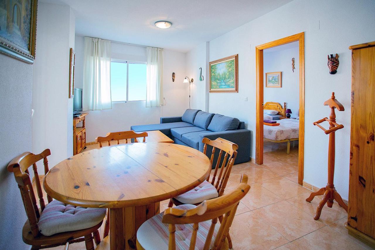 125 City Beach - Alicante Holiday Torrevieja Bagian luar foto